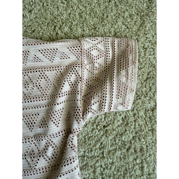 Karen by Karen Kane Oversized Eyelet Top Size Medium Rose Pink Shirt Stretch - Picture 6 of 6